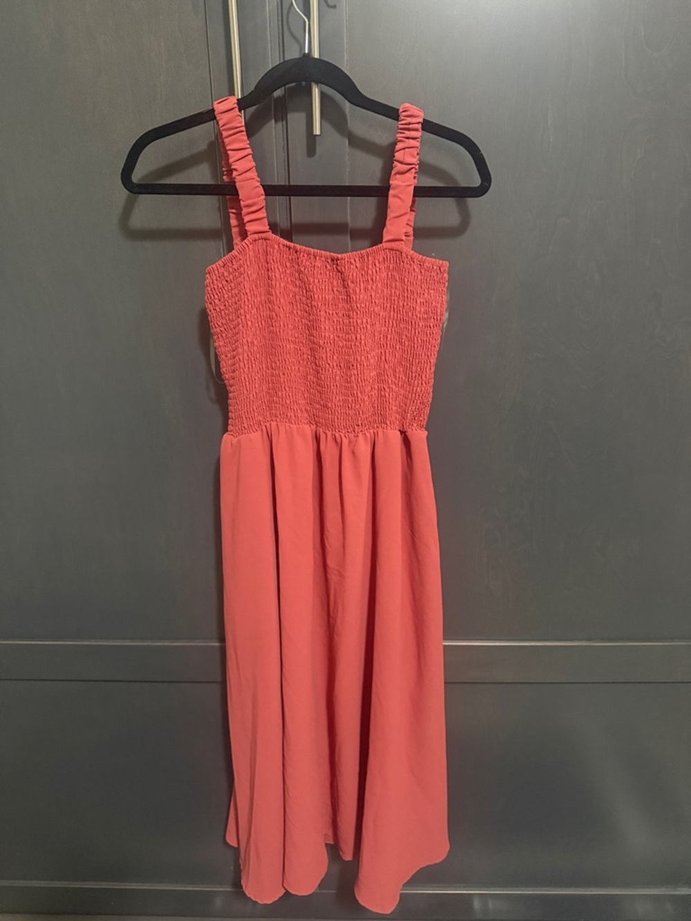 Entro Peekaboo Back Dress